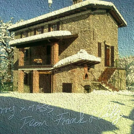 Nyaraló A Fine 2 Bedroom Stone House In Emila