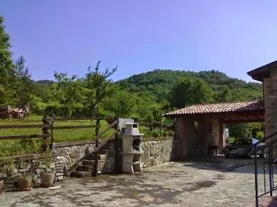 Nyaraló A Fine 2 Bedroom Stone House In Emila *