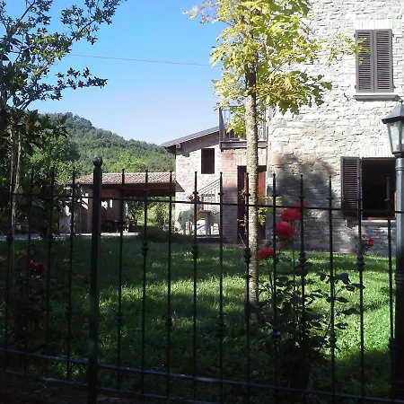 Holiday home A Fine 2 Bedroom Stone House In Emila Piacenza