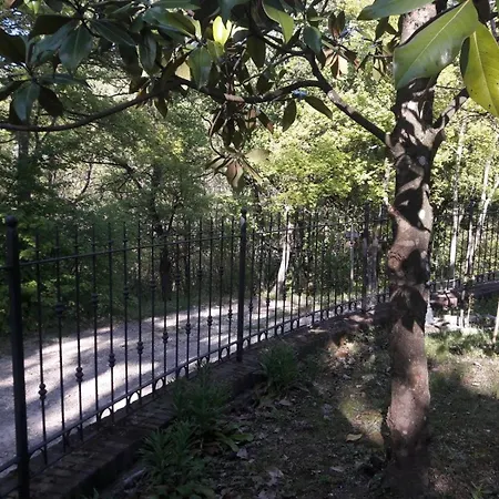 Σπίτι διακοπών A Fine 2 Bedroom Stone House In Emila *