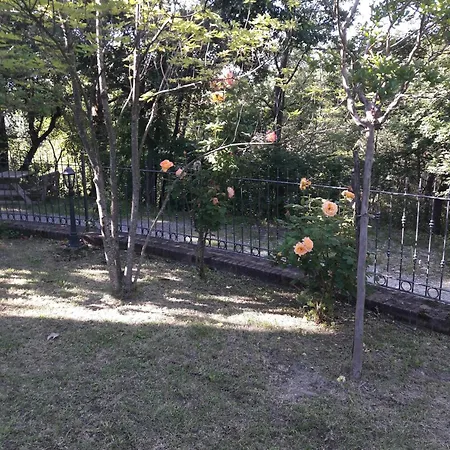 A Fine 2 Bedroom Stone House In Emila Holiday home Piacenza