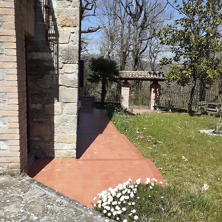 Holiday home A Fine 2 Bedroom Stone House In Emila