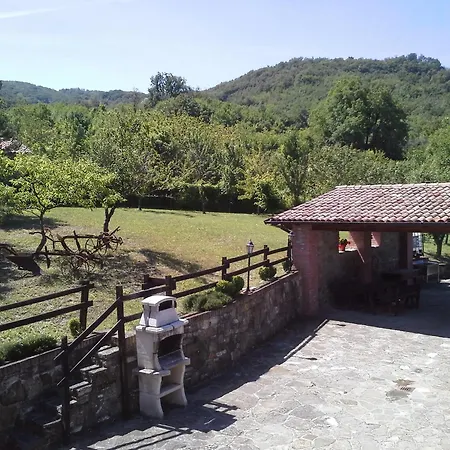 A Fine 2 Bedroom Stone House In Emila