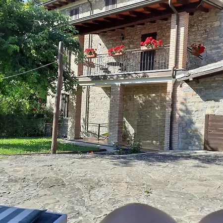 Holiday home A Fine 2 Bedroom Stone House In Emila *