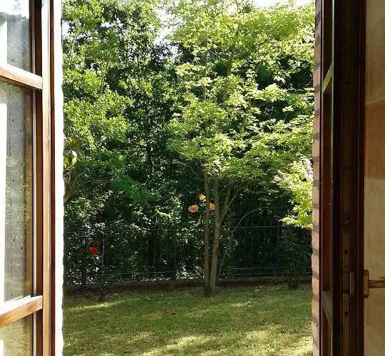 A Fine 2 Bedroom Stone House In Emila Ferienhaus