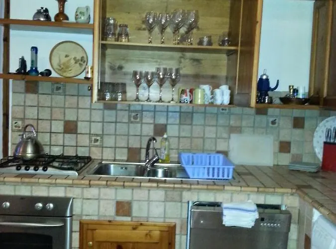 A Fine 2 Bedroom Stone House In Emila Ferienhaus