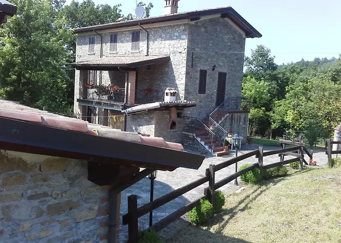 A Fine 2 Bedroom Stone House In Emila * Piacenza
