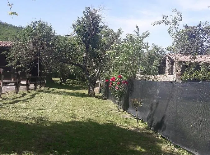 Ferienhaus A Fine 2 Bedroom Stone House In Emila *