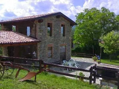 A Fine 2 Bedroom Stone House In Emila