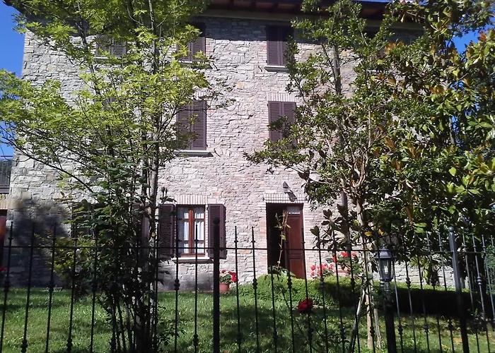 A Fine 2 Bedroom Stone House In Emila Vakantiehuis