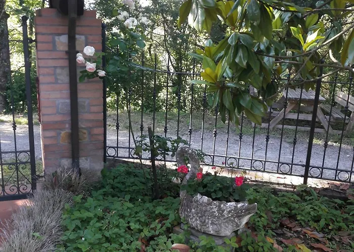 A Fine 2 Bedroom Stone House In Emila Ferienhaus *