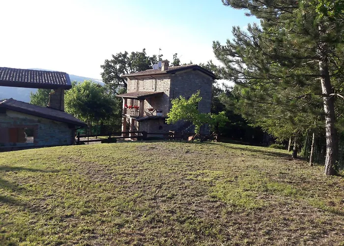 Ferienhaus A Fine 2 Bedroom Stone House In Emila